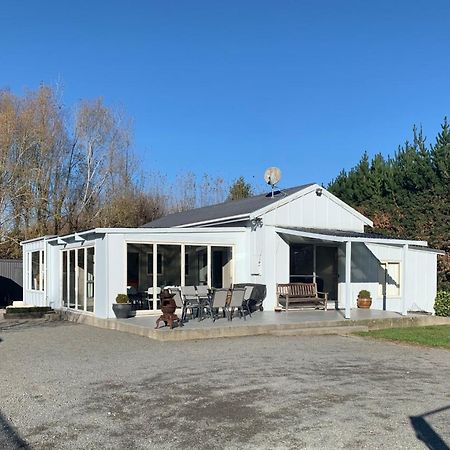 Spires Barn Lodge Christchurch Exterior foto